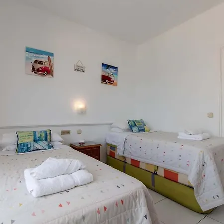 Club Atlantis 89 - Two Bed * Costa Adeje (Tenerife)