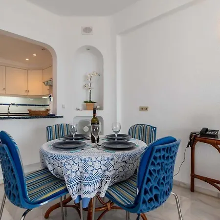 Club Atlantis 89 - Two Bed Appartement Costa Adeje (Tenerife)