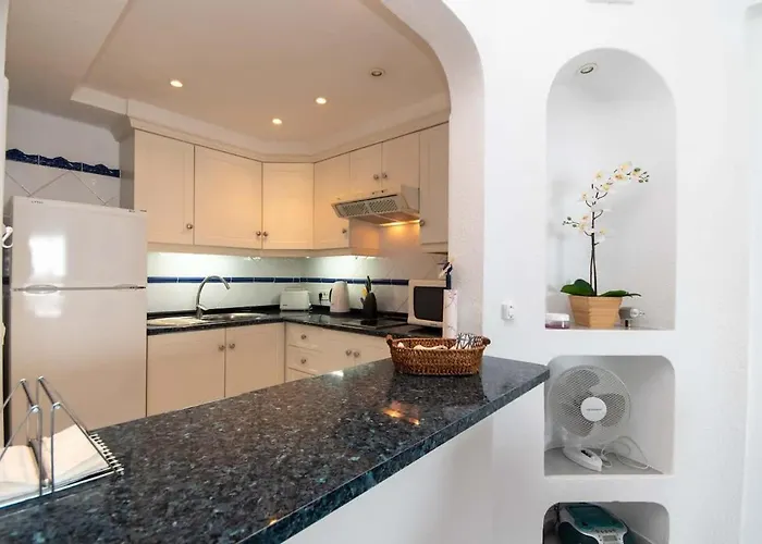 Club Atlantis 89 - Two Bed